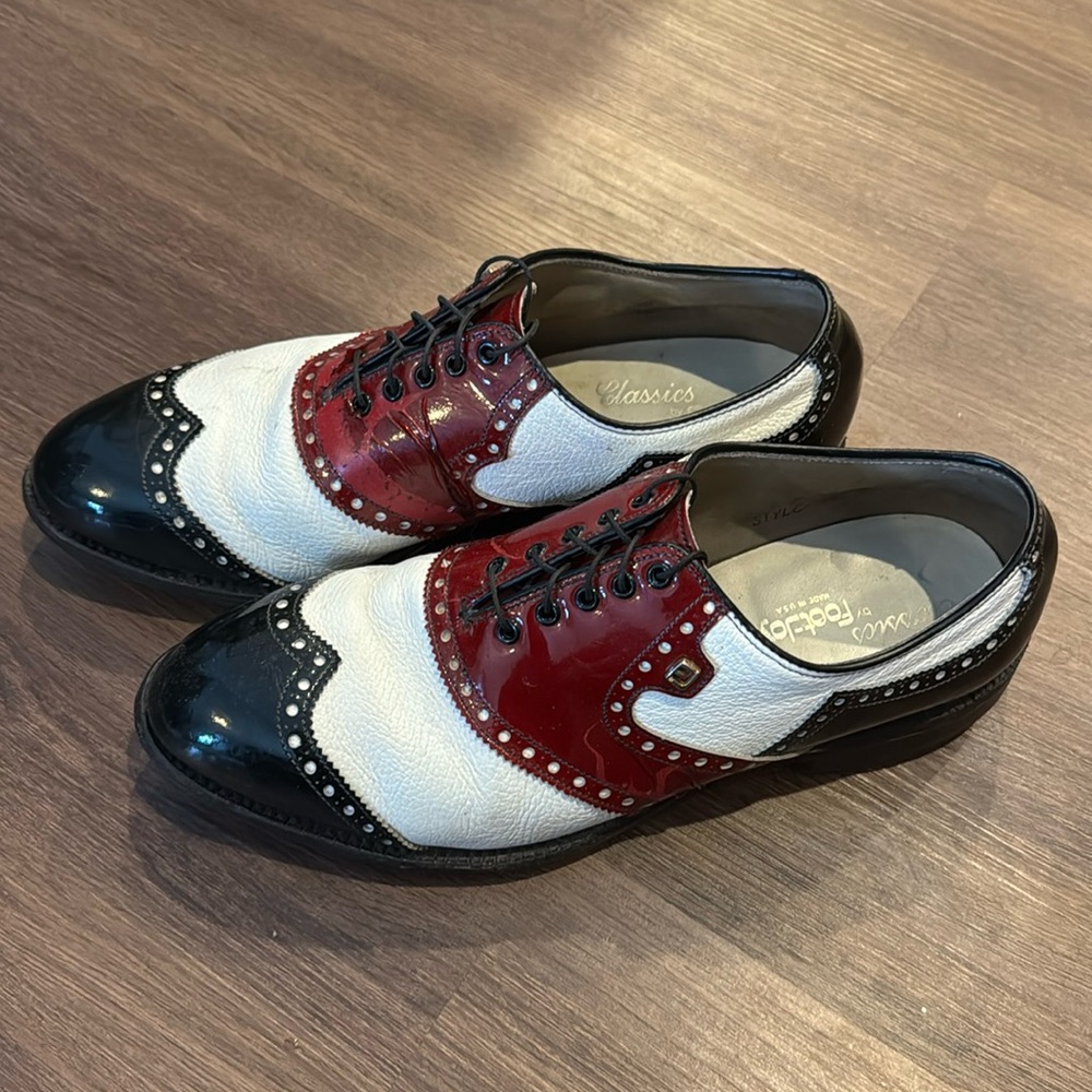 Vintage Footjoy Golf Shoe